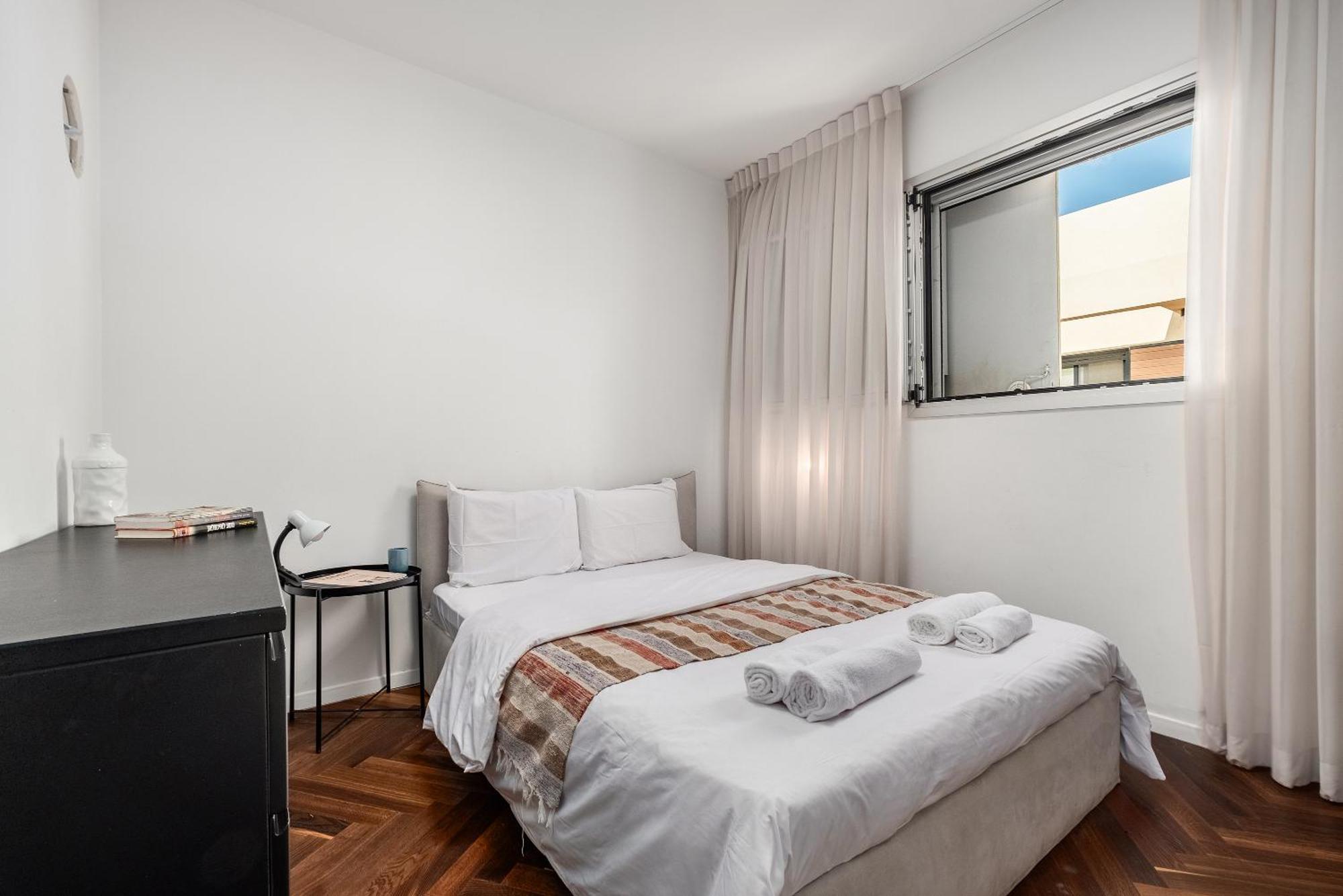Penthouse 3Br + Roof Top + Parking - On The Beach Haifa Eksteriør bilde